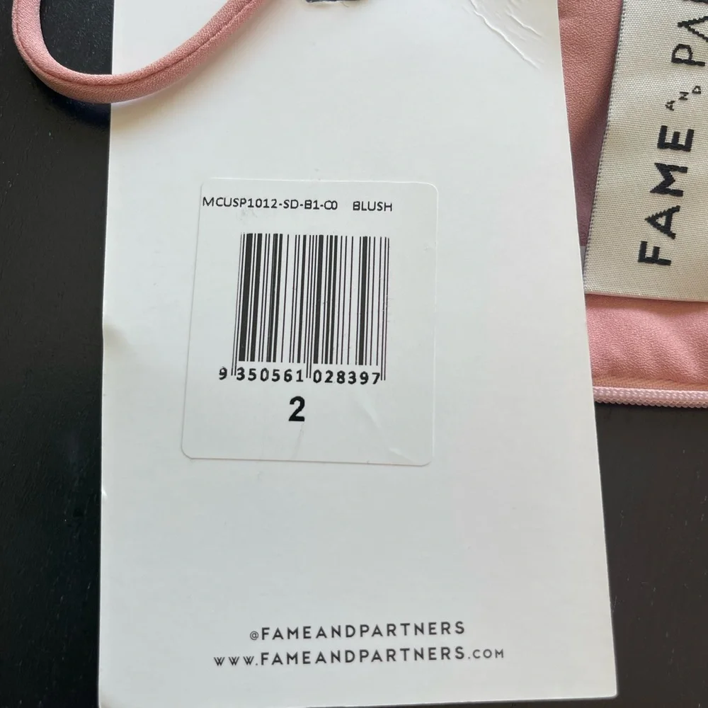 Fame & Partners Blush Dress - Picture 4 of 6